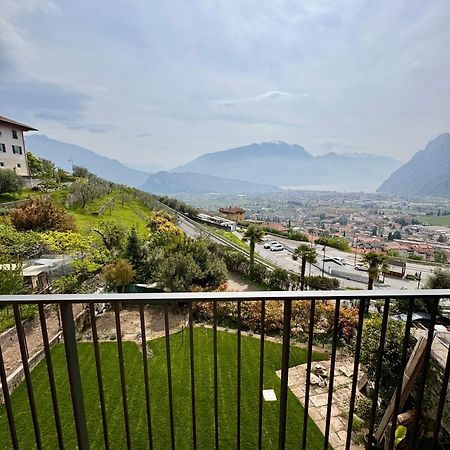 Appartamento Eco Garda Hill Tenno Esterno foto