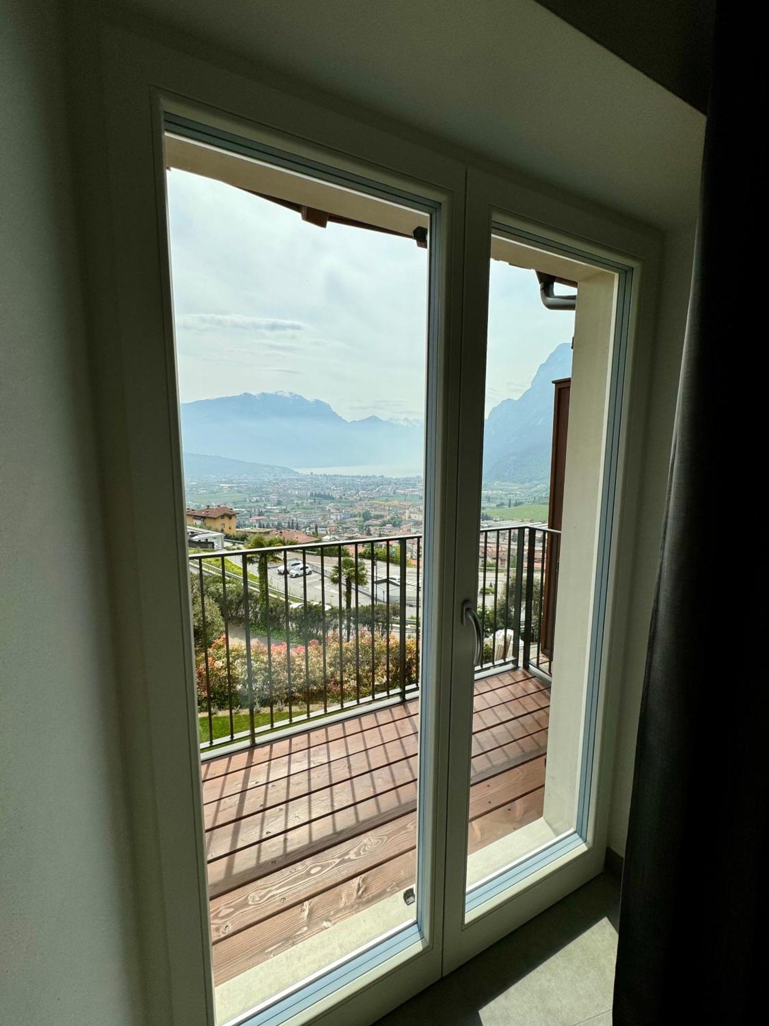 Appartamento Eco Garda Hill Tenno Esterno foto